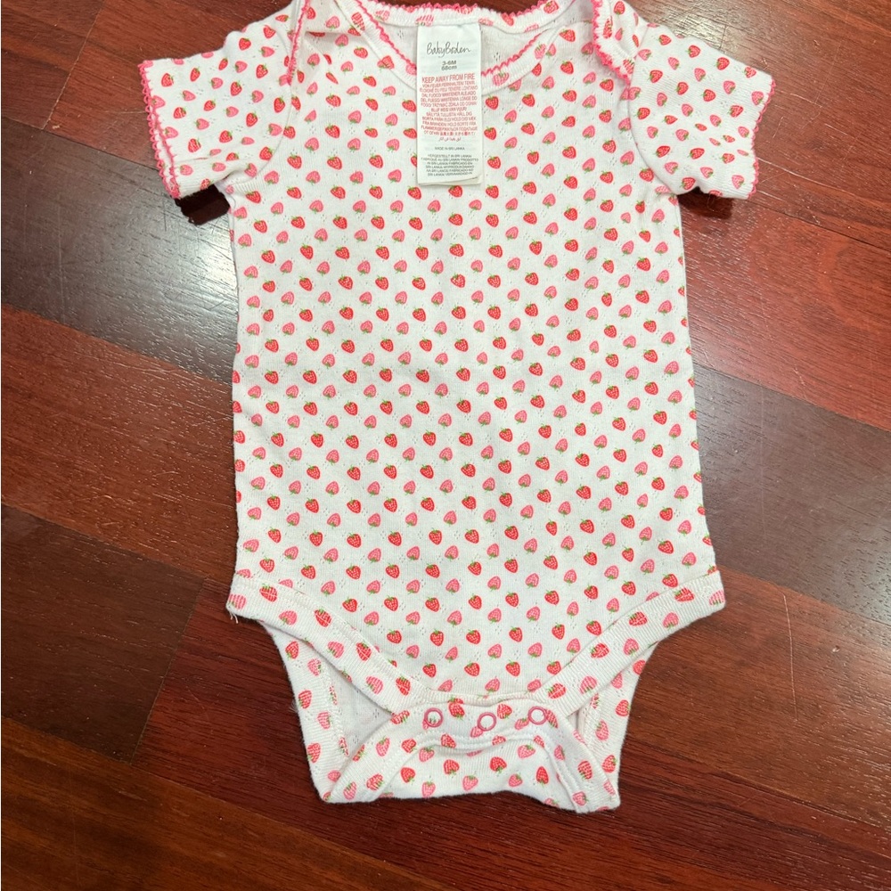 Baby Boden short sleeve body-pink and red strawberry pointelle